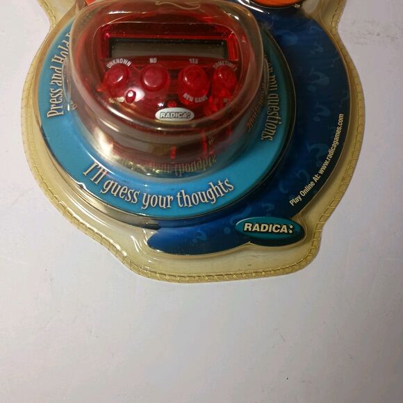 Radica 20Q 20 Questions Version Electronic Game Red Factory Sealed 2003 - Picture 12 of 16